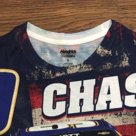 NASCAR Chase Elliott Hendricks Motorsport tee Sz L NWOT - Picture 2 of 3